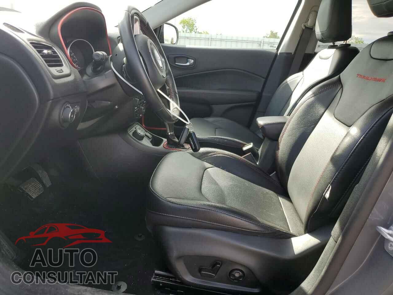 JEEP COMPASS 2020 - 3C4NJDDB8LT131867