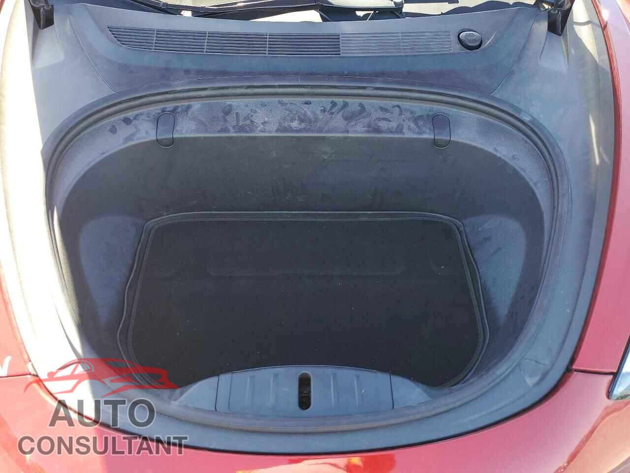TESLA MODEL 3 2019 - 5YJ3E1EB8KF432869