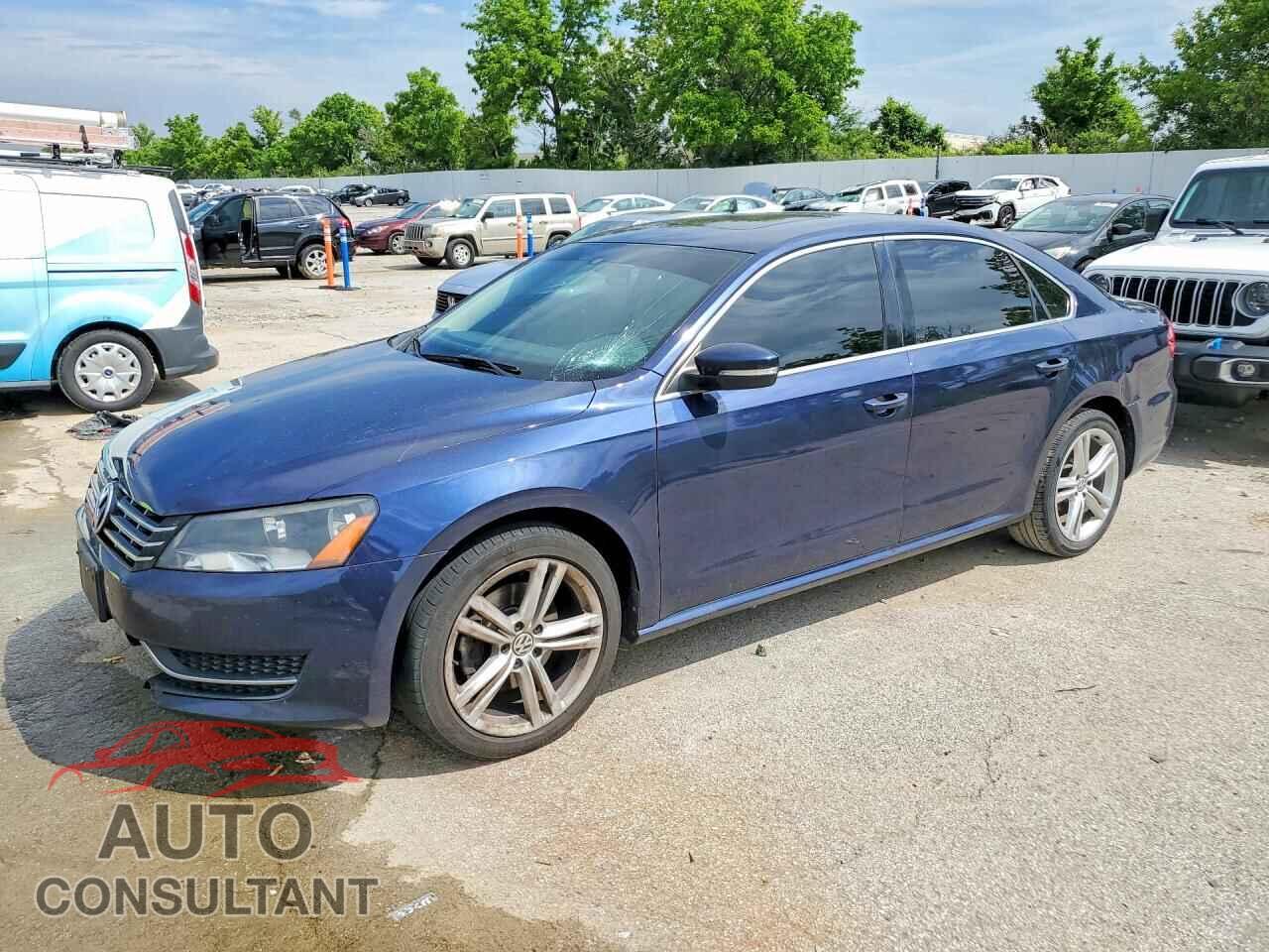 VOLKSWAGEN PASSAT 2015 - 1VWBV7A33FC014233