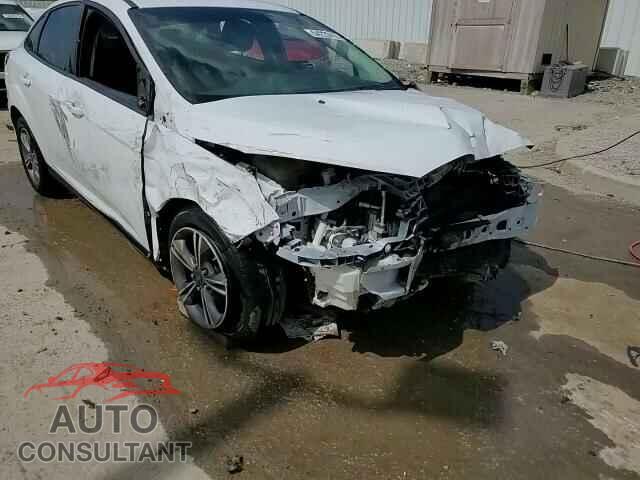 FORD FOCUS 2018 - 1FADP3FE0JL286102