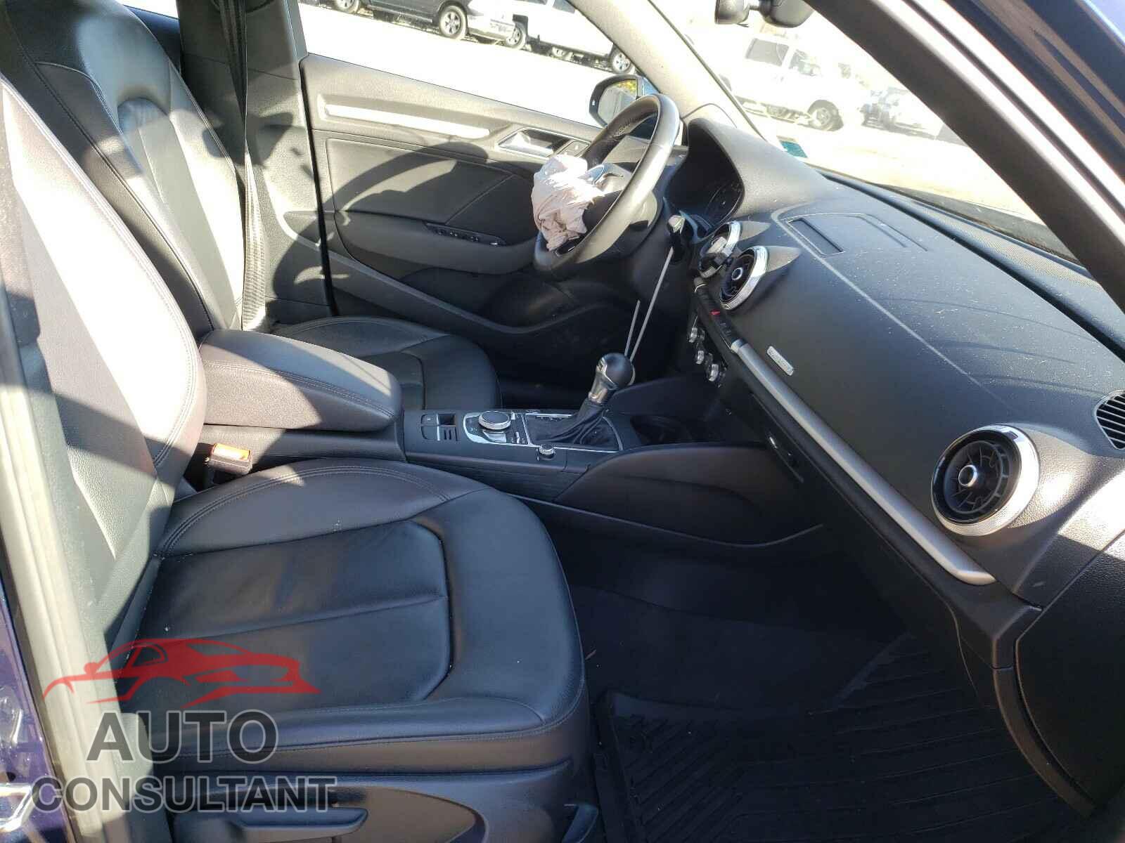 AUDI A3 2017 - WAUB8GFF3H1043014