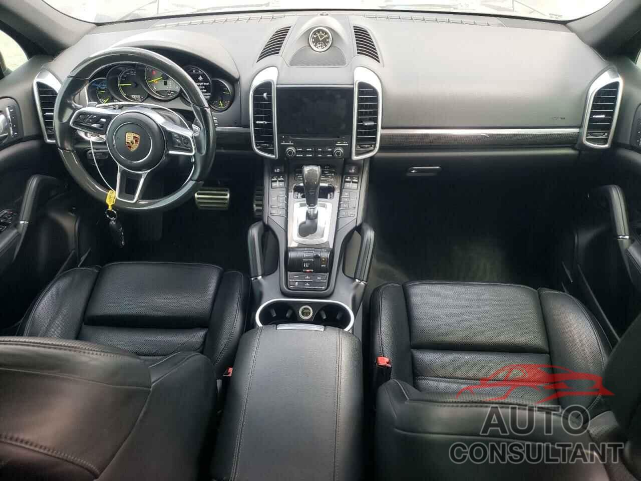 PORSCHE CAYENNE 2017 - WP1AE2A23HLA71302