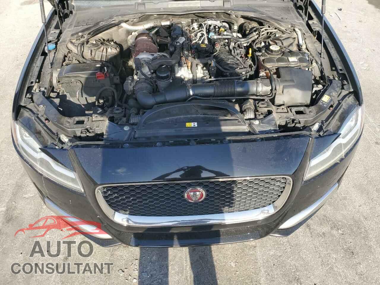 JAGUAR XF 2017 - SAJBD4BN8HCY42657