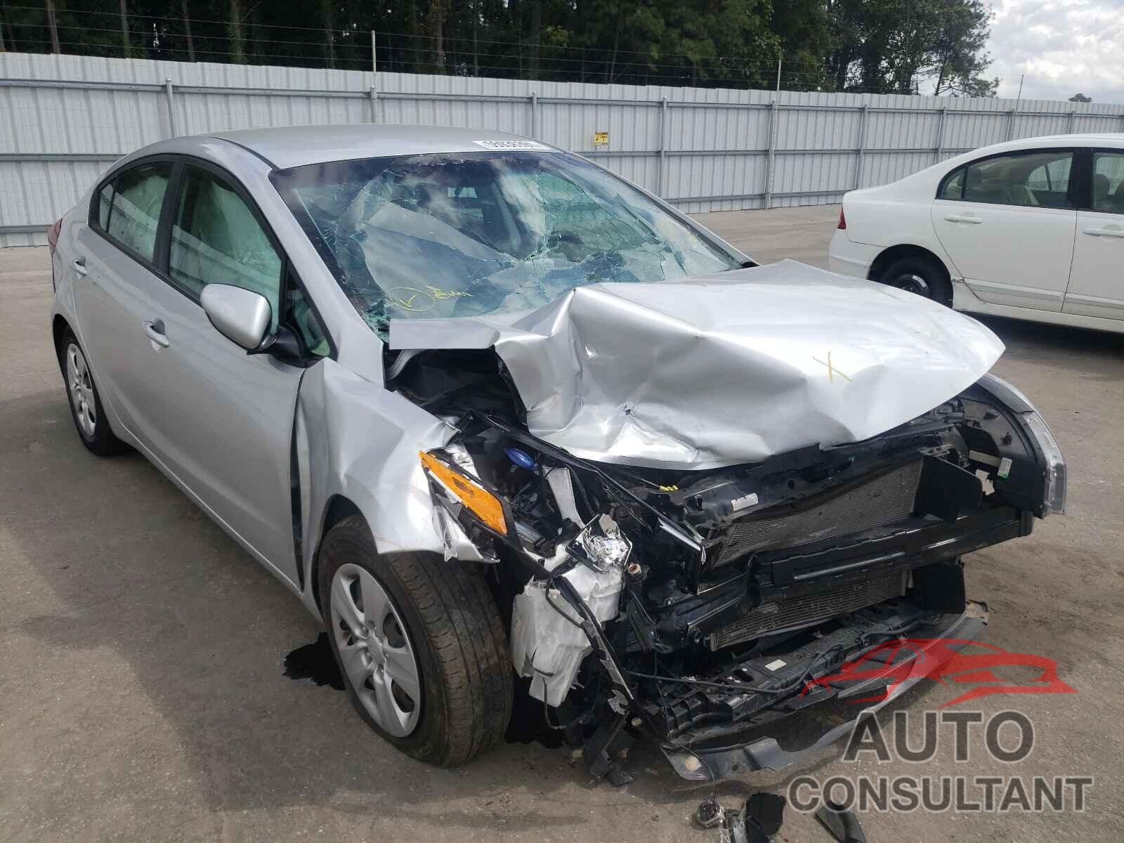 KIA FORTE 2017 - 3KPFK4A70HE082032