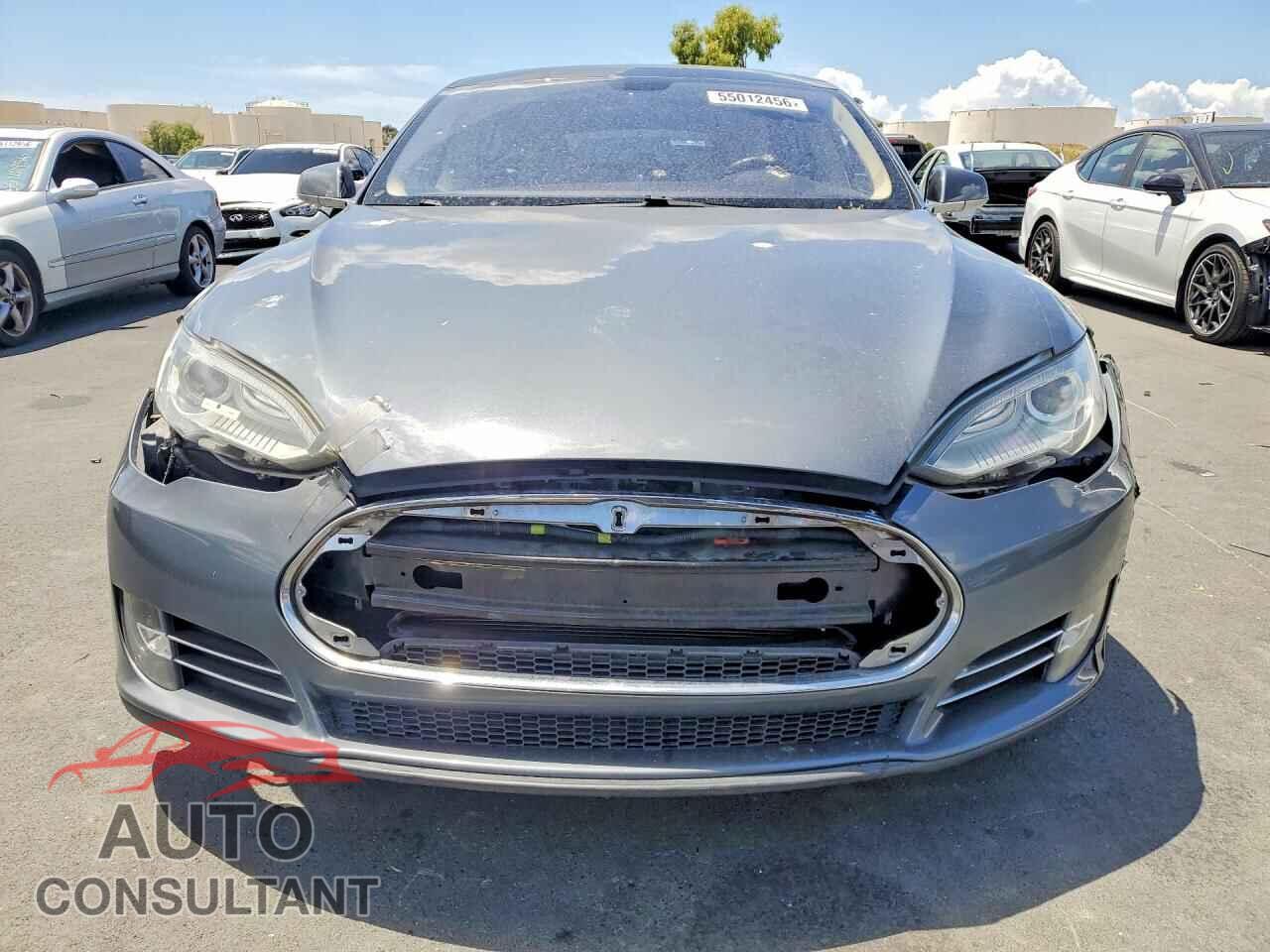 TESLA MODEL S 2013 - 5YJSA1CN5DFP17892