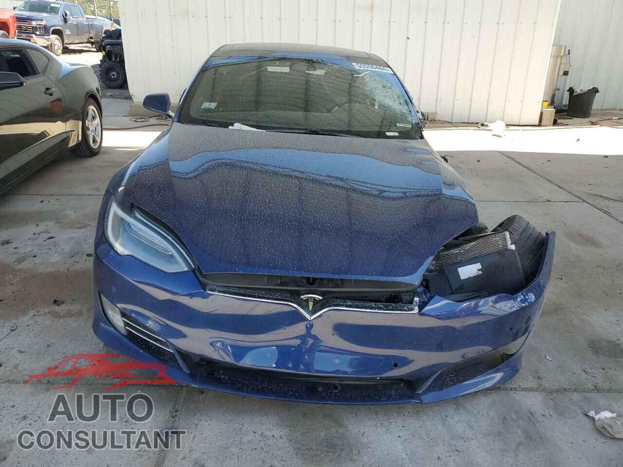 TESLA MODEL S 2017 - 5YJSA1E28HF215628
