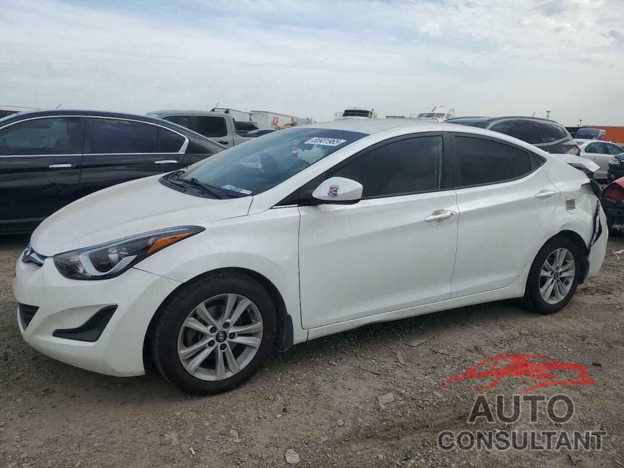 HYUNDAI ELANTRA 2016 - 5NPDH4AE8GH731140
