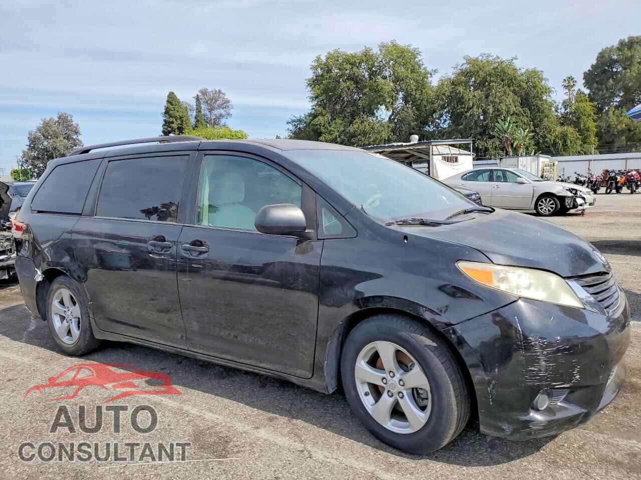TOYOTA SIENNA 2012 - 5TDKK3DC8CS218200