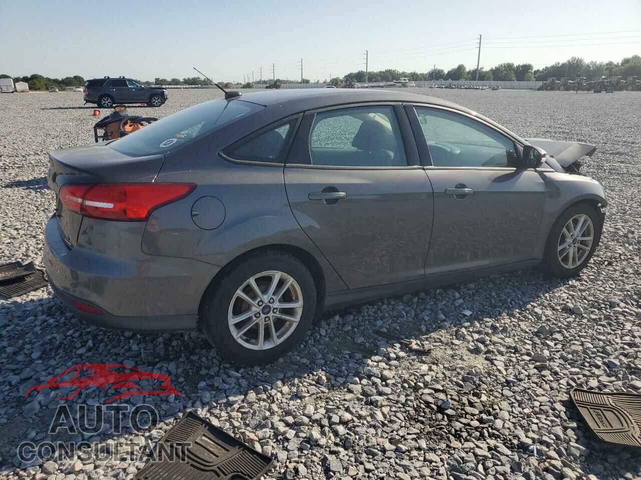 FORD FOCUS 2015 - 1FADP3F22FL210183