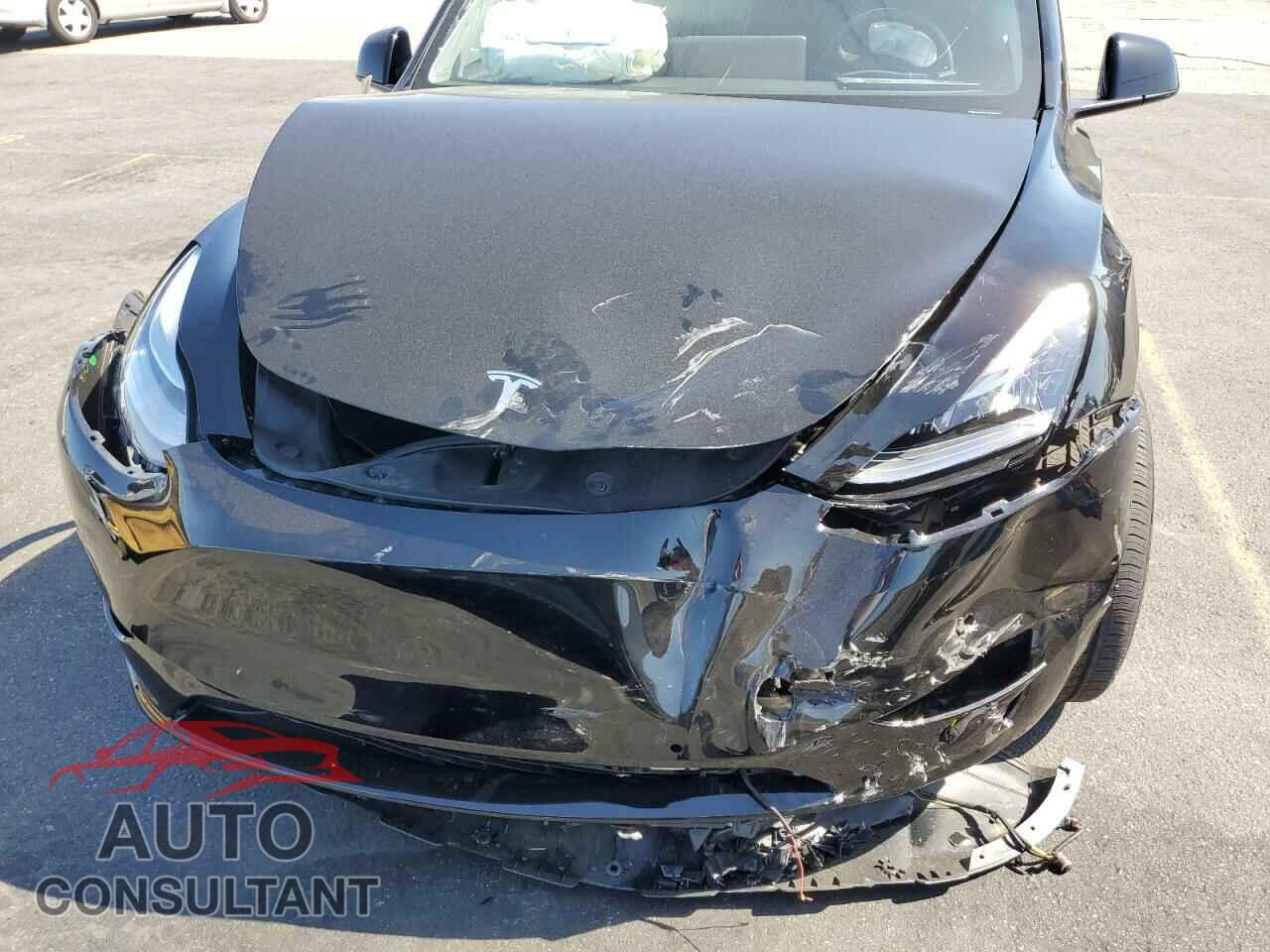 TESLA MODEL Y 2022 - 7SAYGDEE6NF319425