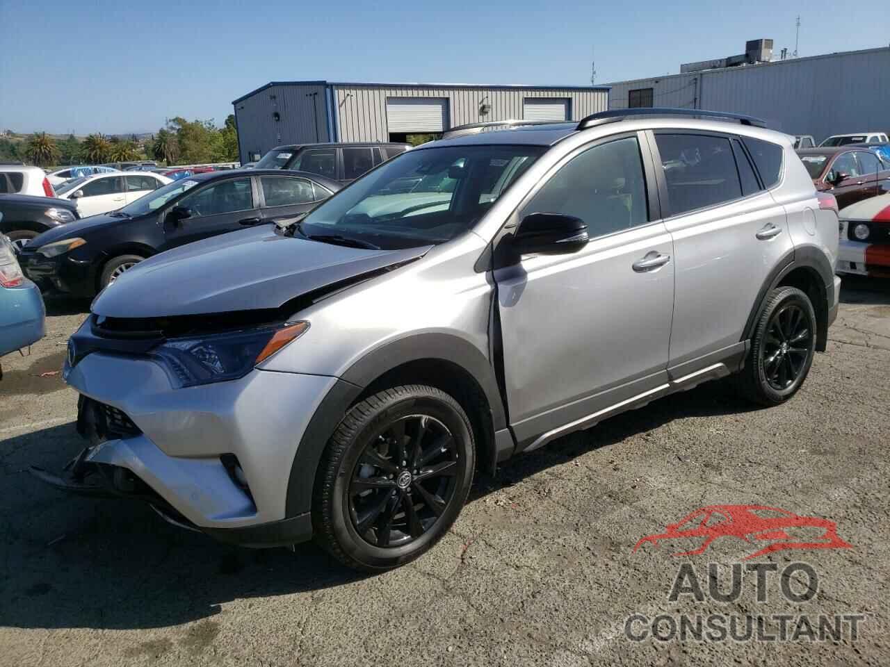 TOYOTA RAV4 2018 - 2T3RFREV9JW742179