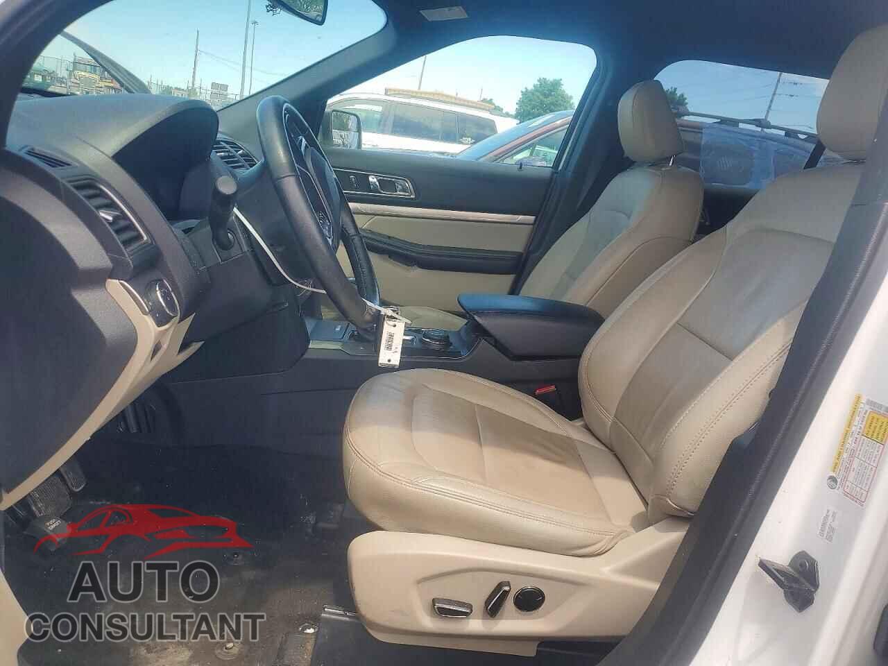FORD EXPLORER 2018 - 1FM5K8D85JGB25126
