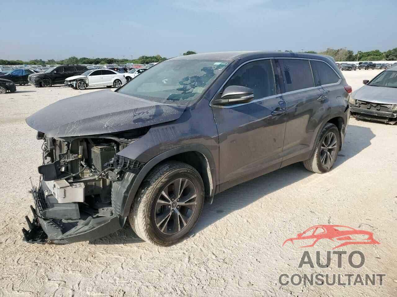 TOYOTA HIGHLANDER 2019 - 5TDZARFH9KS054984