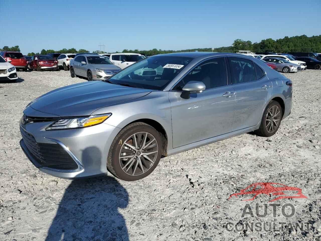 TOYOTA CAMRY 2024 - 4T1F11AK0RU874718