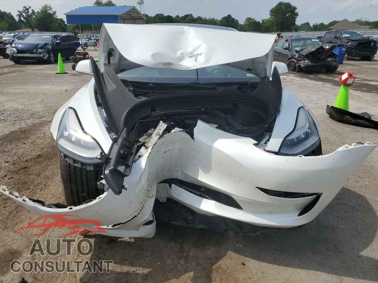 TESLA MODEL 3 2020 - 5YJ3E1EA0LF598635