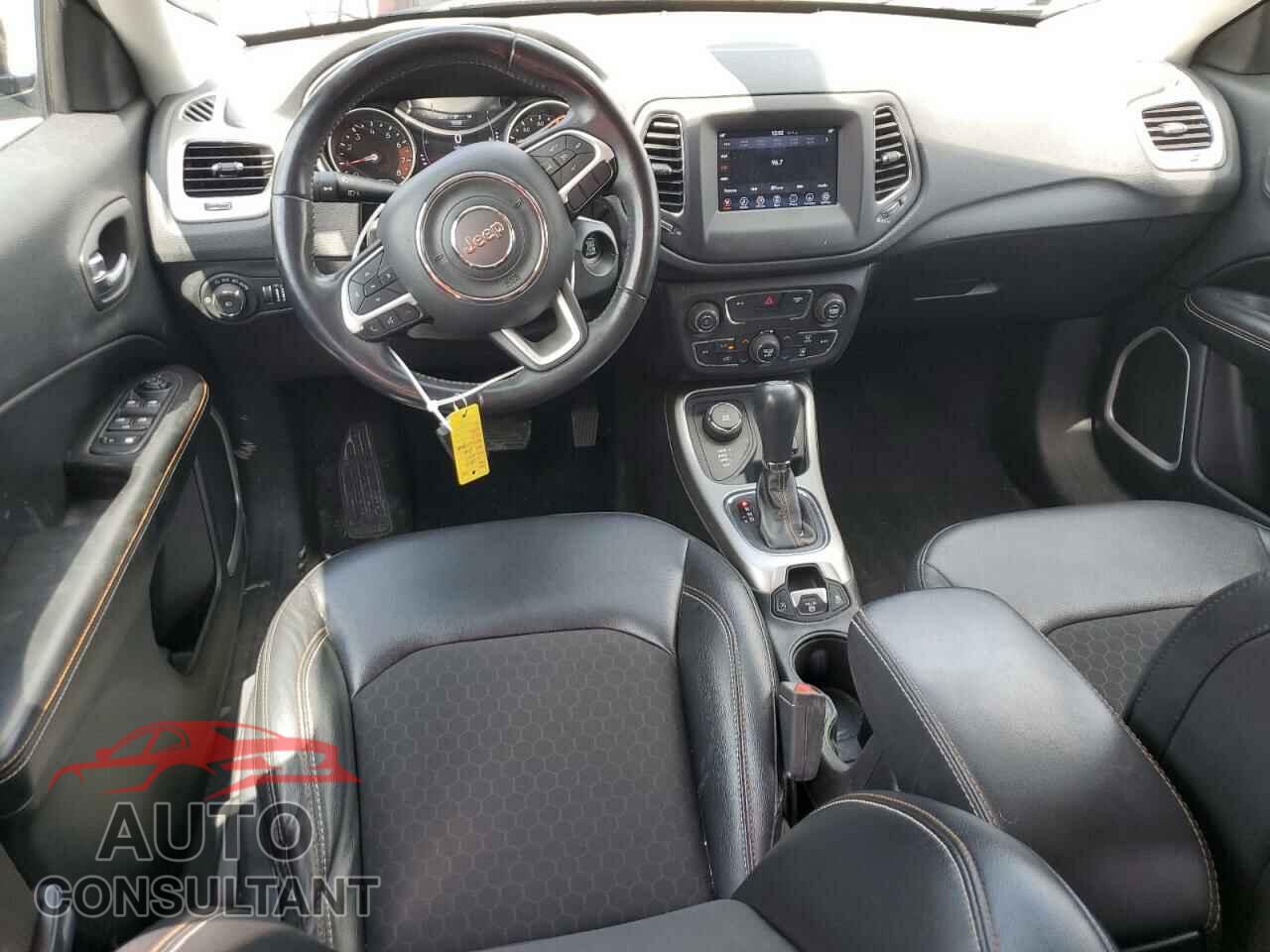 JEEP COMPASS 2019 - 3C4NJDBB6KT650403