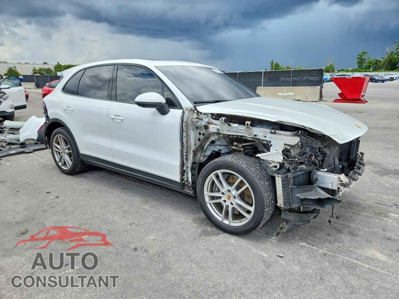 PORSCHE CAYENNE 2021 - WP1AA2AY0MDA04869