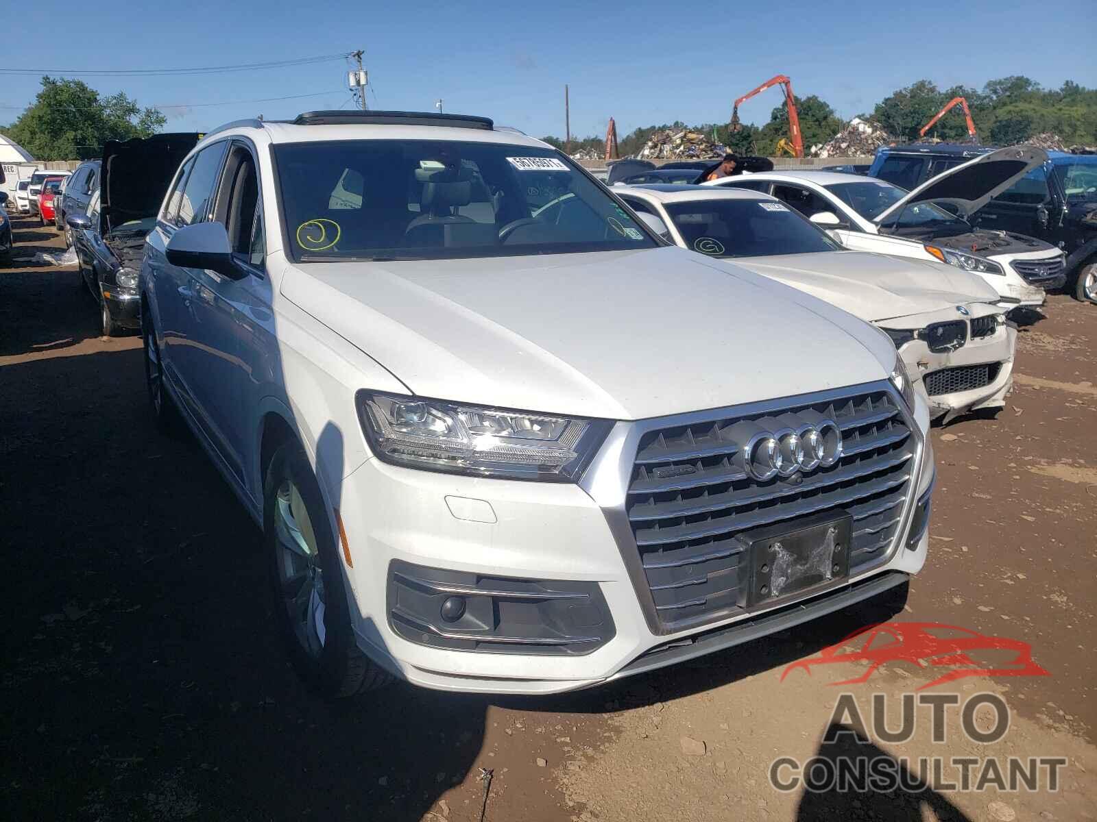 AUDI Q7 2019 - WA1LHAF74KD014649