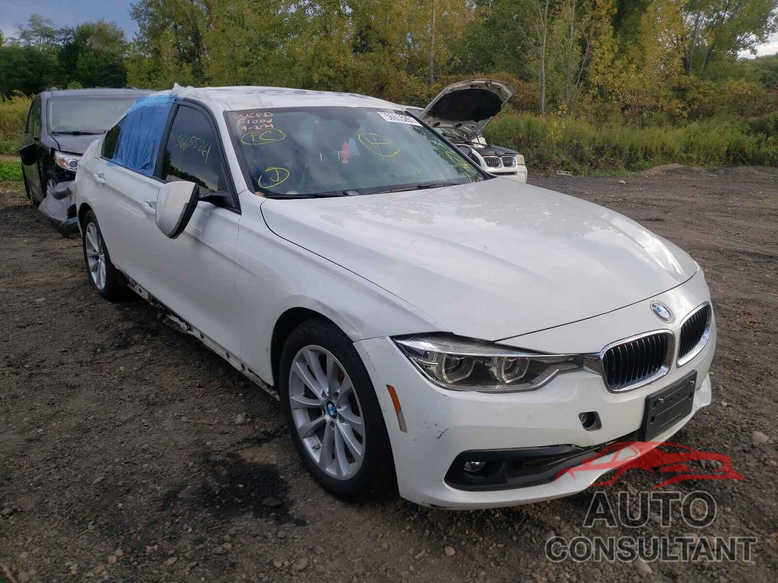 BMW 3 SERIES 2018 - WBA8E5G53JNU48172