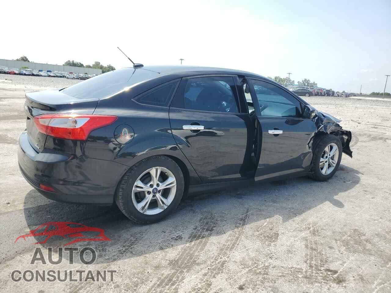FORD FOCUS 2014 - 1FADP3F24EL102842