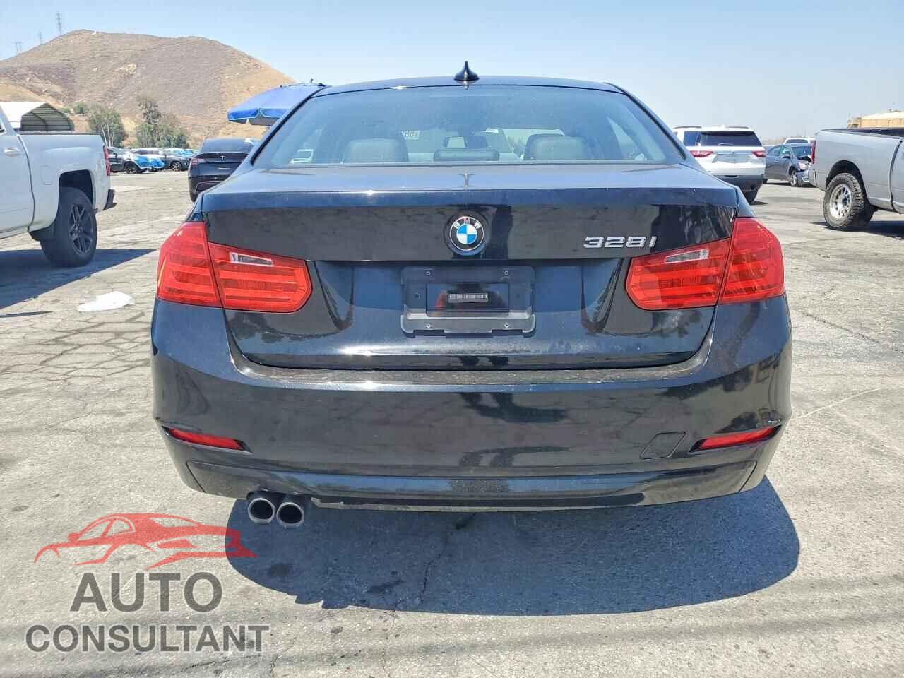 BMW 3 SERIES 2013 - WBA3C1G55DNR48086