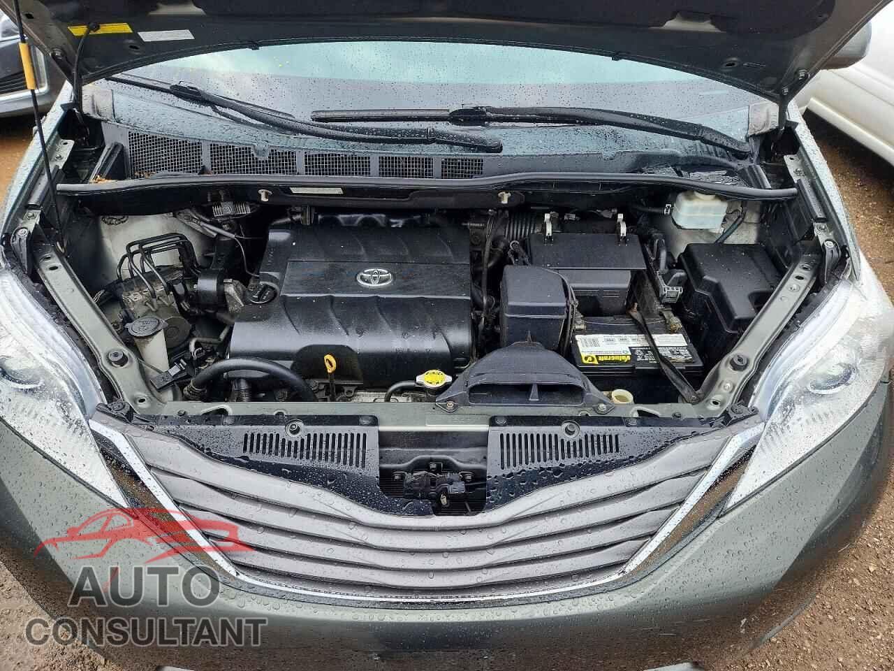 TOYOTA SIENNA 2012 - 5TDDK3DC2CS044357