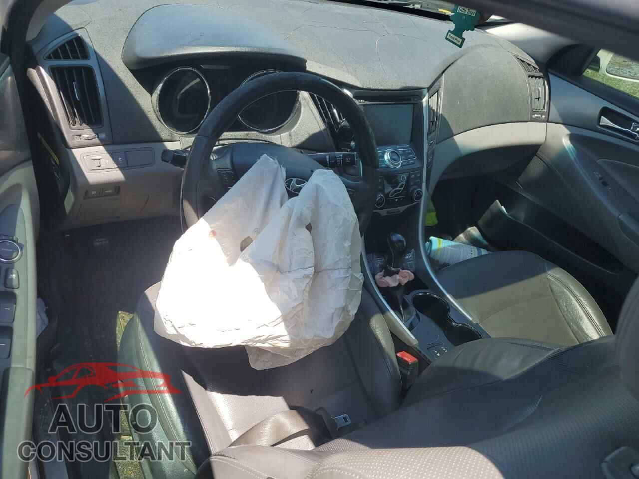 HYUNDAI SONATA 2012 - KMHEC4A48CA054212
