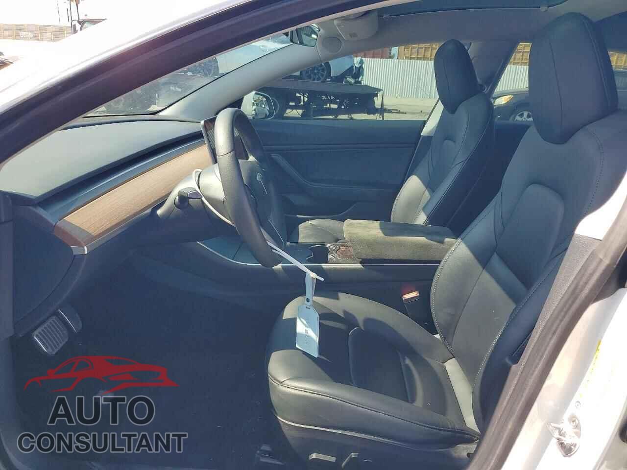 TESLA MODEL 3 2020 - 5YJ3E1EB0LF667669