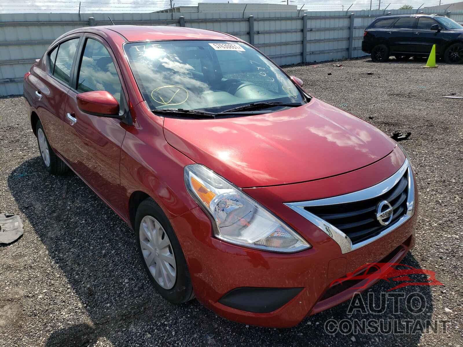 NISSAN VERSA 2018 - 3N1CN7AP8JL836987