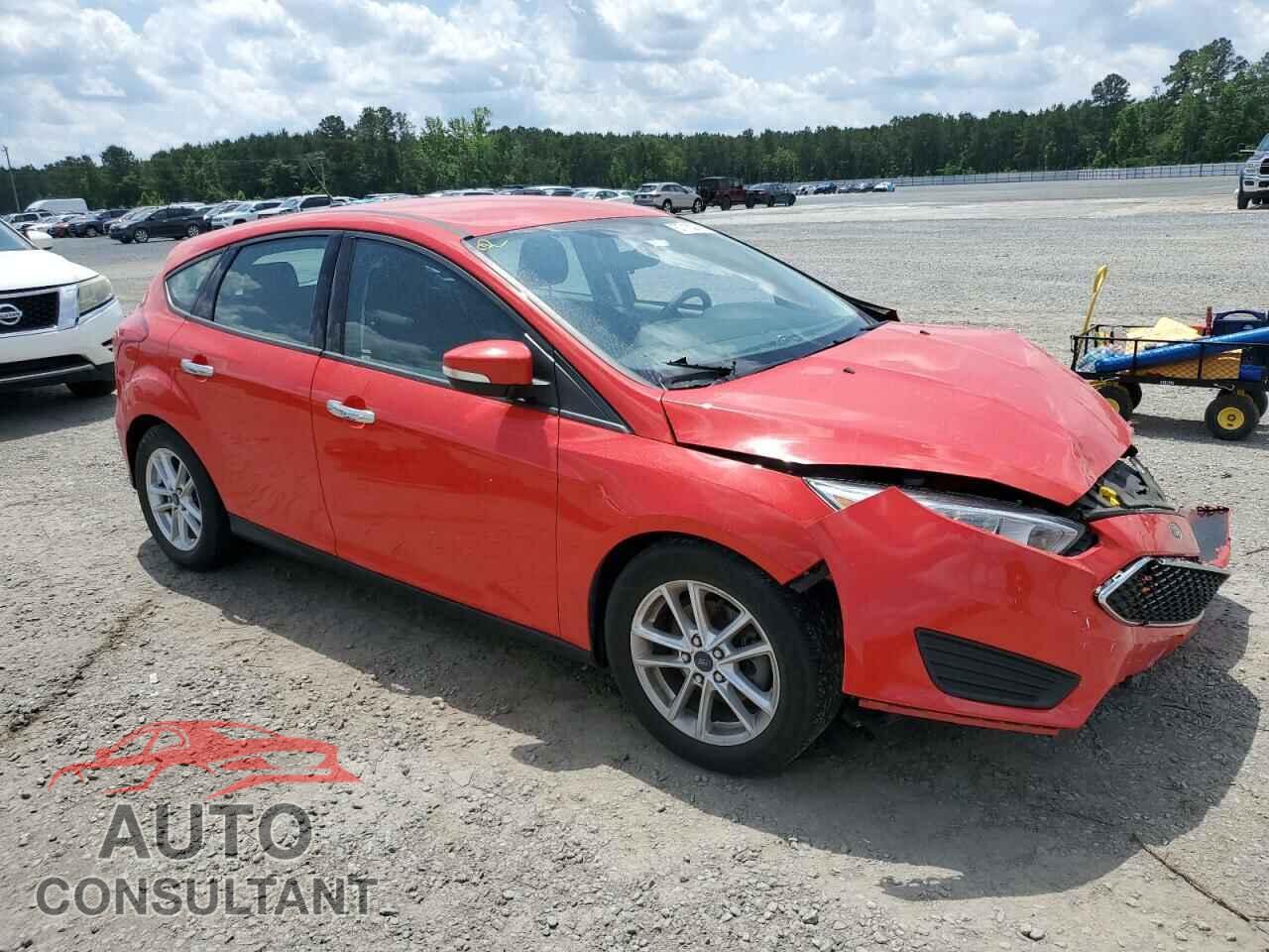 FORD FOCUS 2015 - 1FADP3K21FL366124