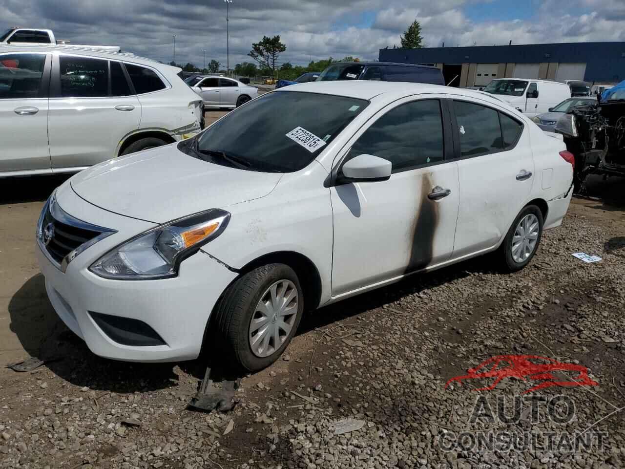 NISSAN VERSA 2019 - 3N1CN7AP4KL814079