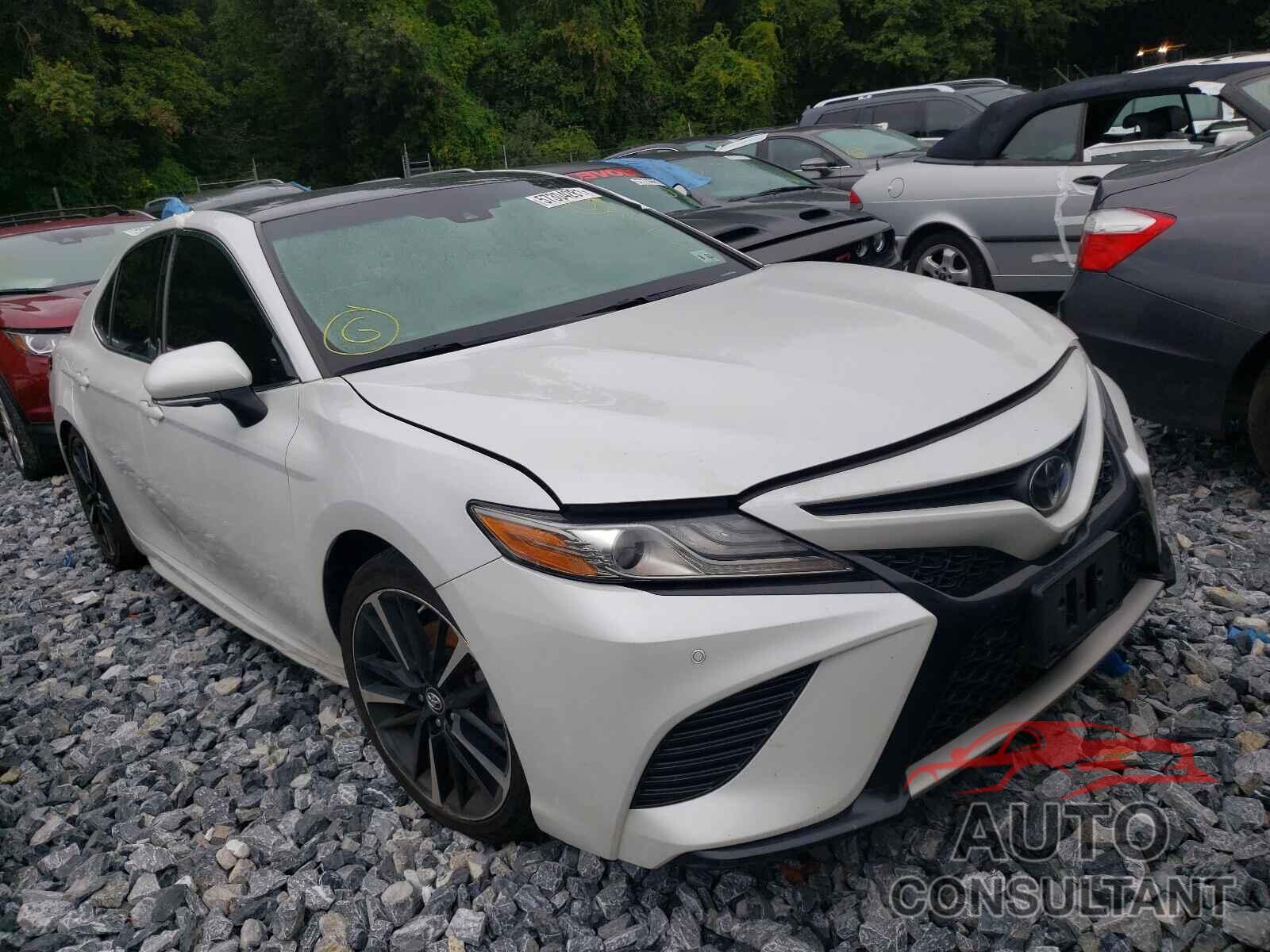 TOYOTA CAMRY 2018 - 4T1BZ1HK9JU006735