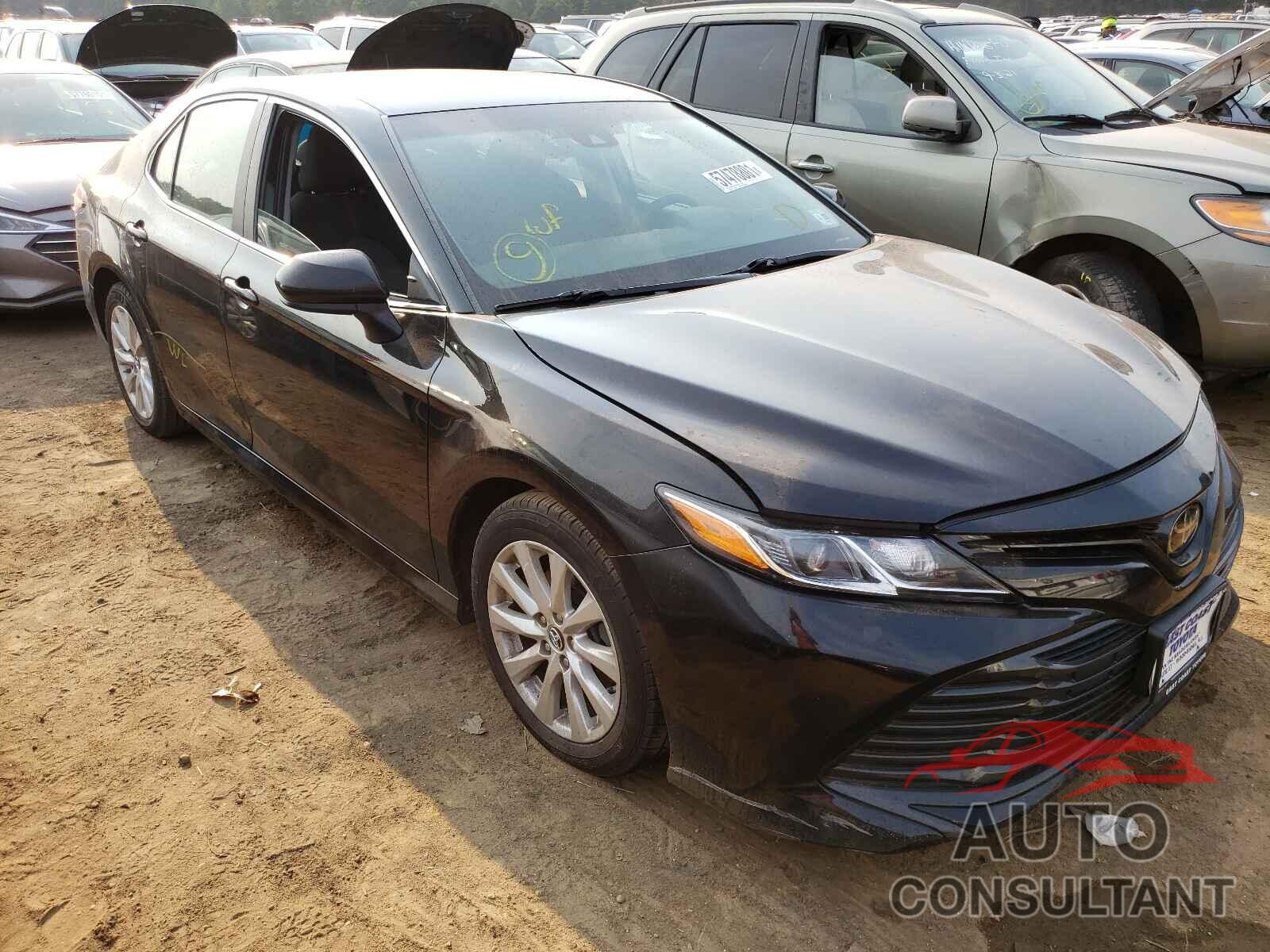 TOYOTA CAMRY 2018 - 4T1B11HK4JU122416
