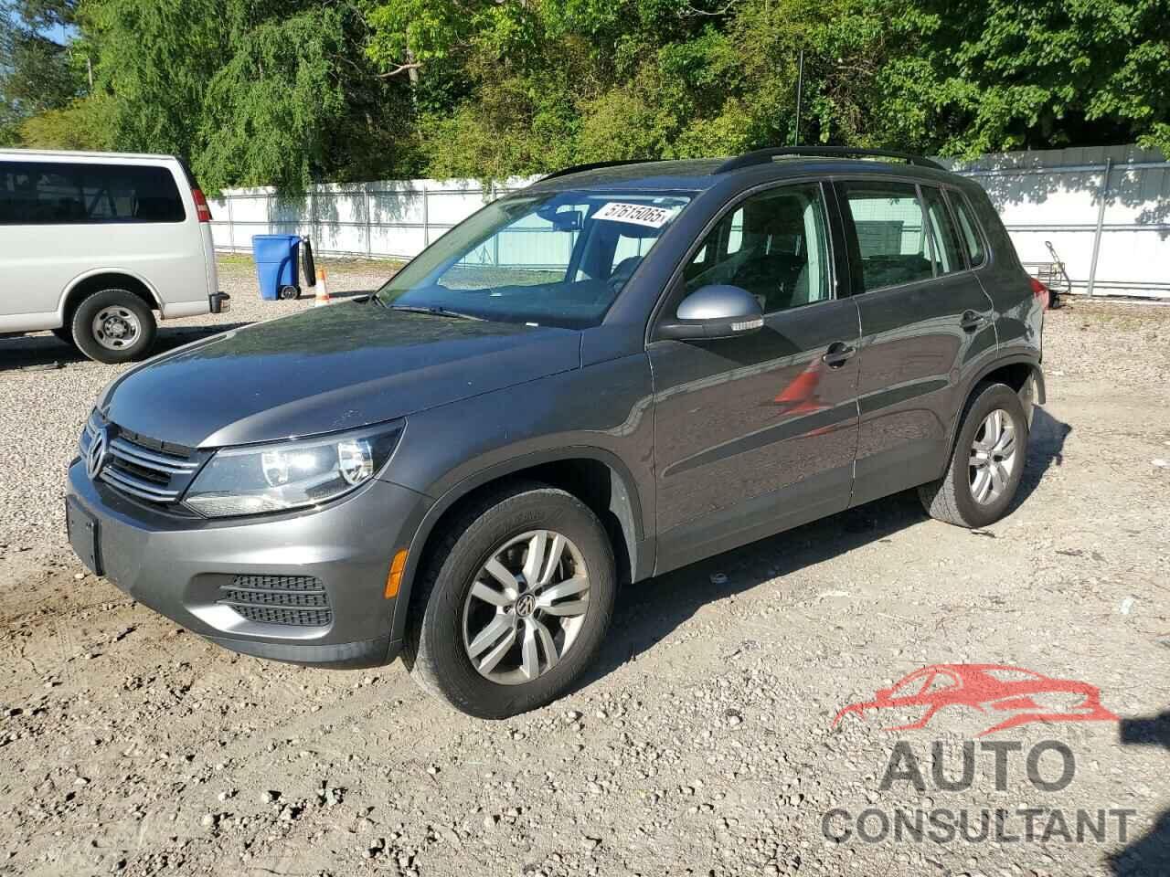 VOLKSWAGEN TIGUAN 2016 - WVGBV7AX2GW524185