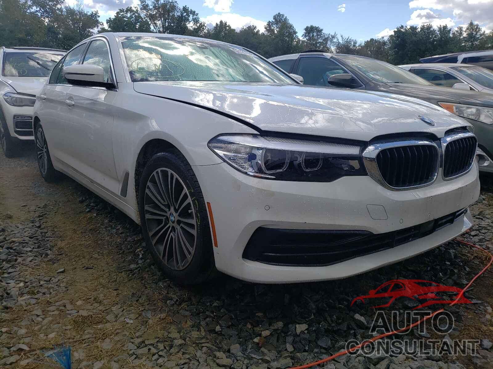 BMW 5 SERIES 2019 - WBAJA7C56KG911250