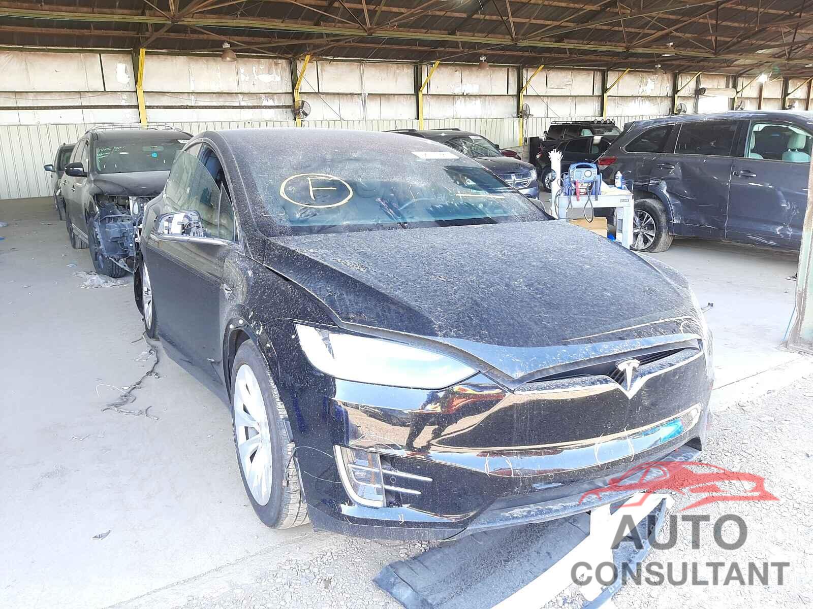 TESLA MODEL X 2017 - 5YJXCAE25HF079555