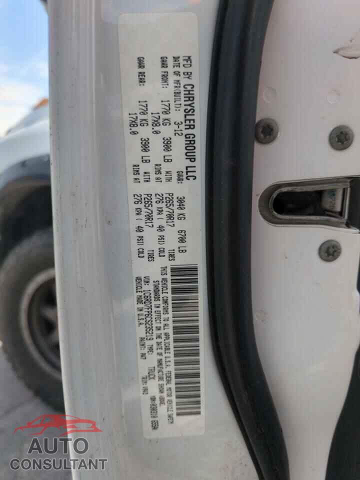 DODGE RAM 1500 2012 - 1C6RD7FP6CS235219