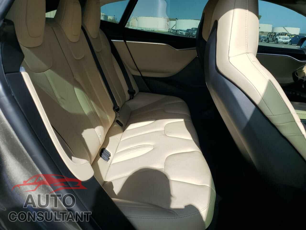 TESLA MODEL S 2015 - 5YJSA1E23FF102165