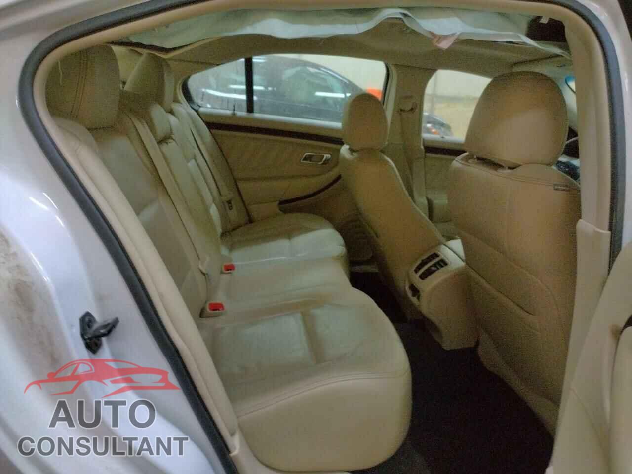 FORD TAURUS 2017 - 1FAHP2F80HG124043