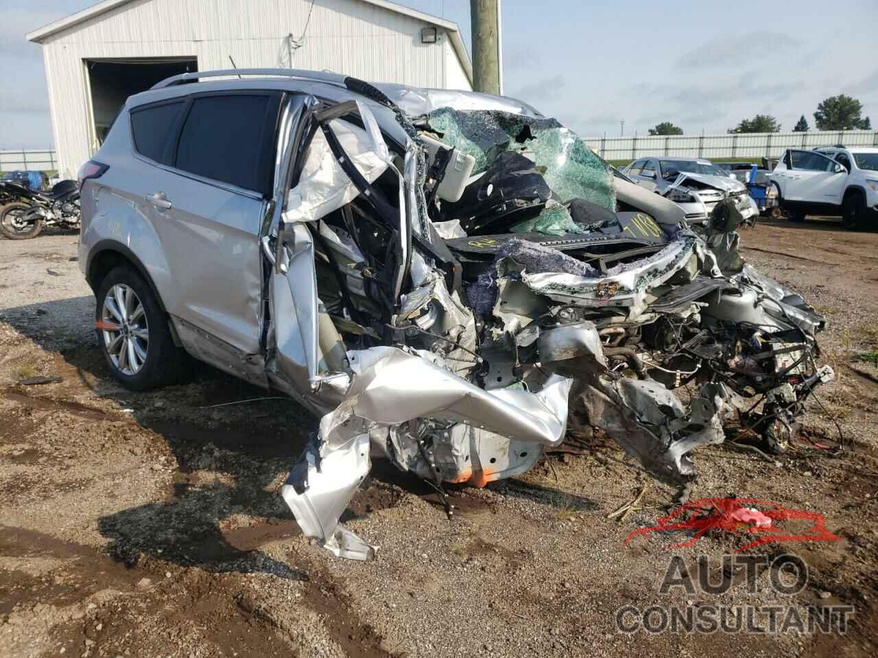 FORD ESCAPE 2018 - 1FMCU9J99JUA63381
