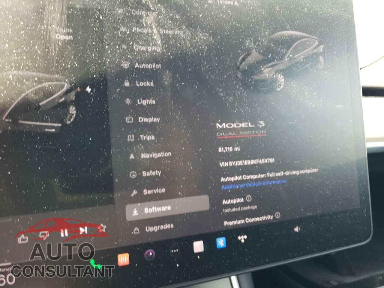 TESLA MODEL 3 2019 - 5YJ3E1EB8KF454791