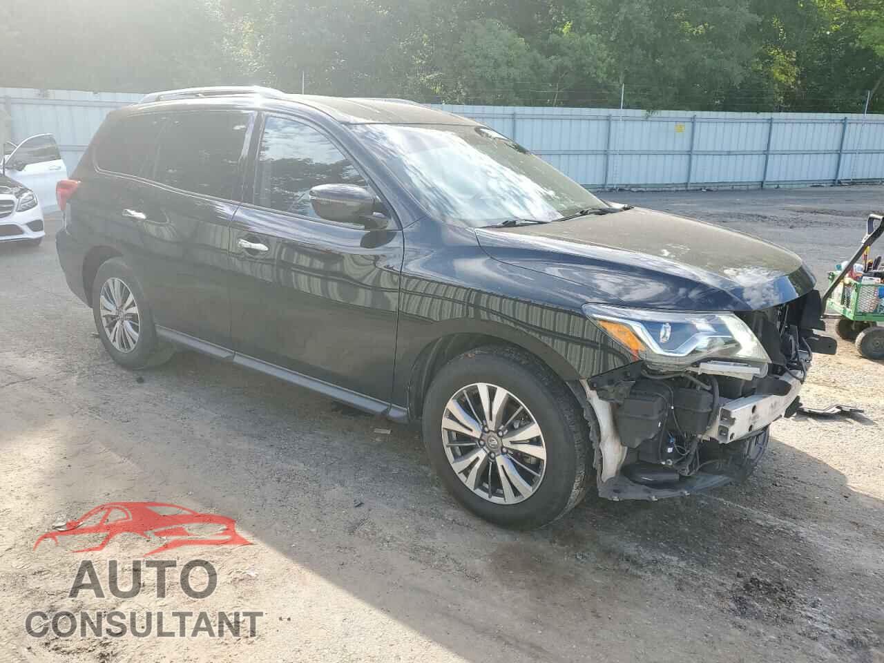 NISSAN PATHFINDER 2019 - 5N1DR2MN1KC623763