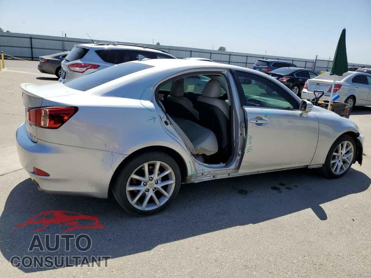 LEXUS IS 2011 - JTHBF5C29B5147276
