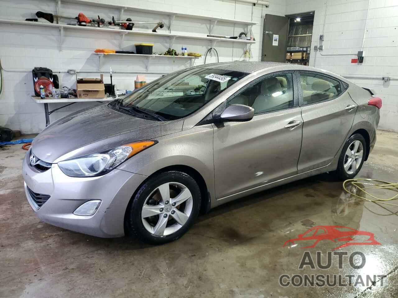 HYUNDAI ELANTRA 2013 - 5NPDH4AE7DH189380