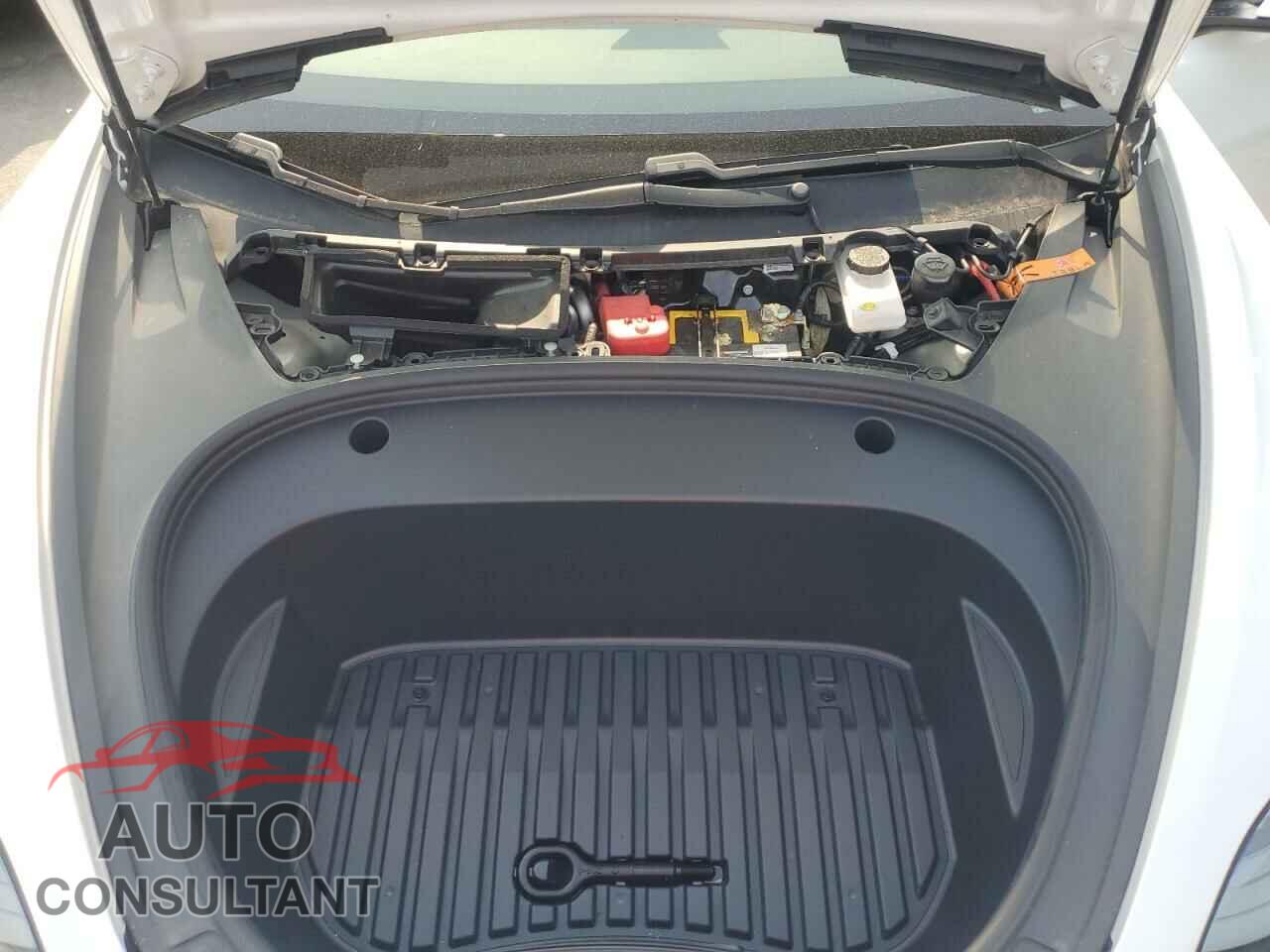 TESLA MODEL 3 2021 - 5YJ3E1EB8MF054491
