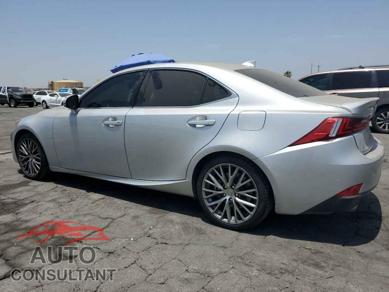 LEXUS IS 2016 - JTHBA1D23G5014462