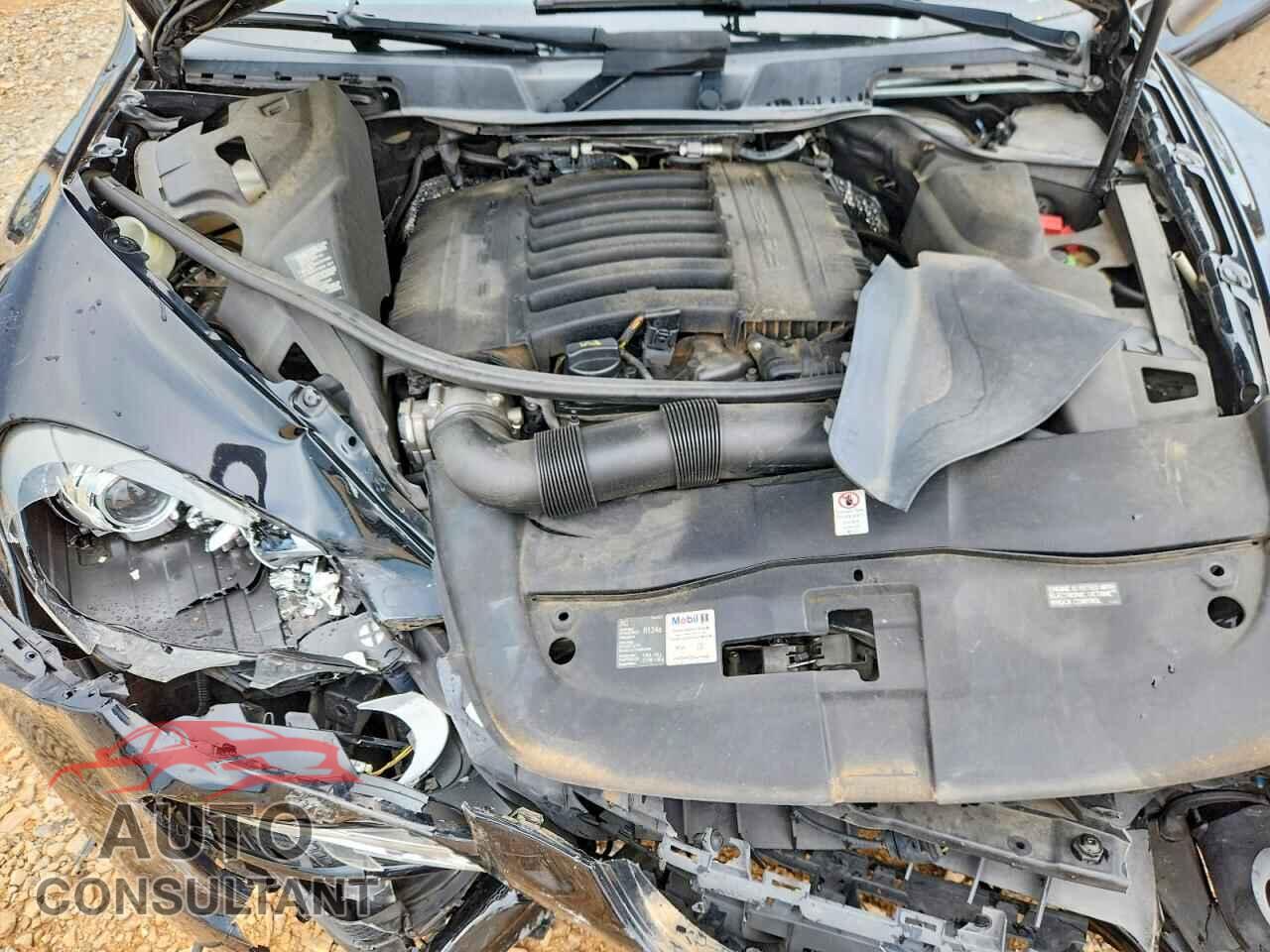 PORSCHE CAYENNE 2012 - WP1AA2A2XCLA08590