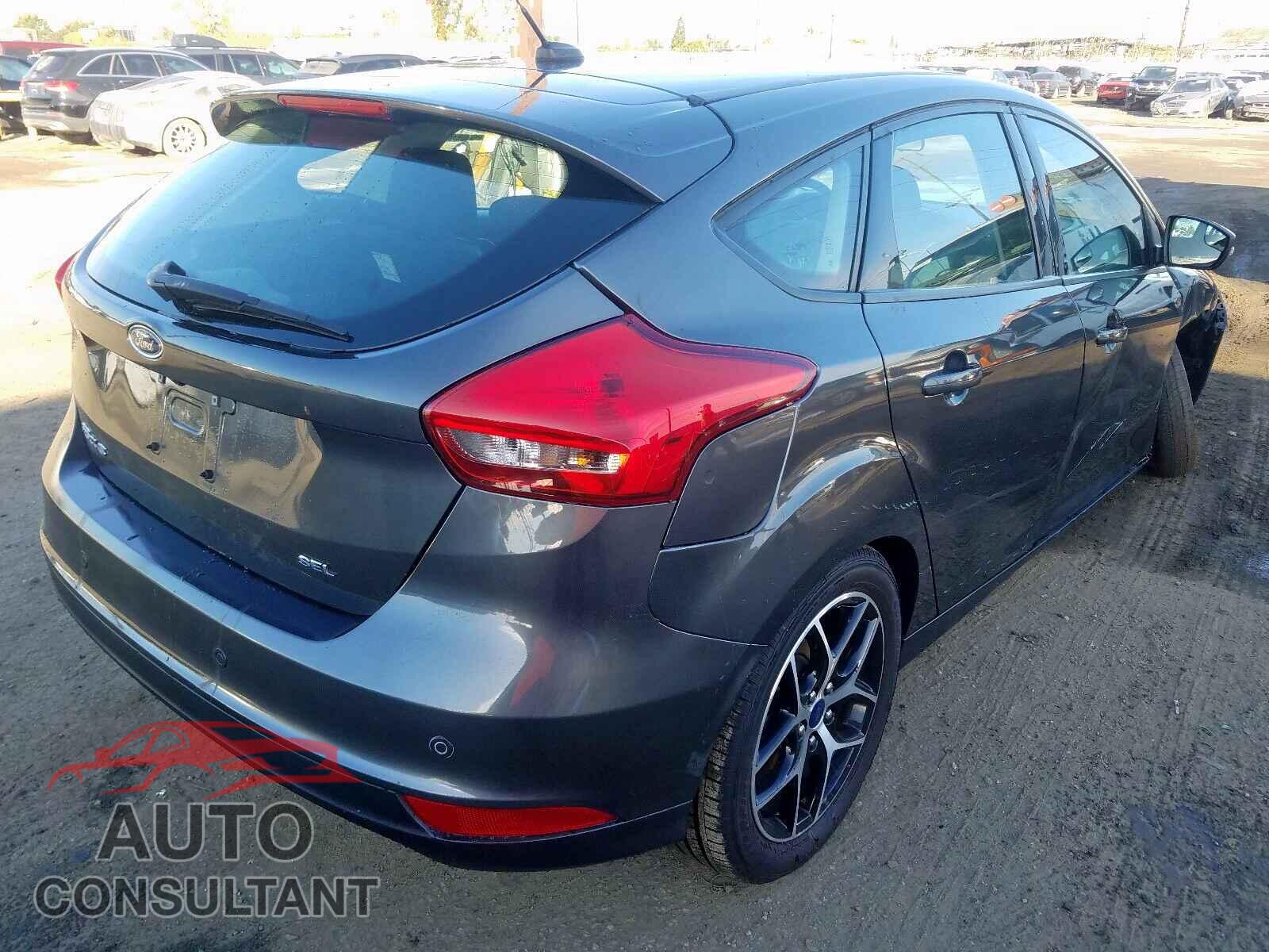 FORD FOCUS 2017 - 1FADP3M29HL264604