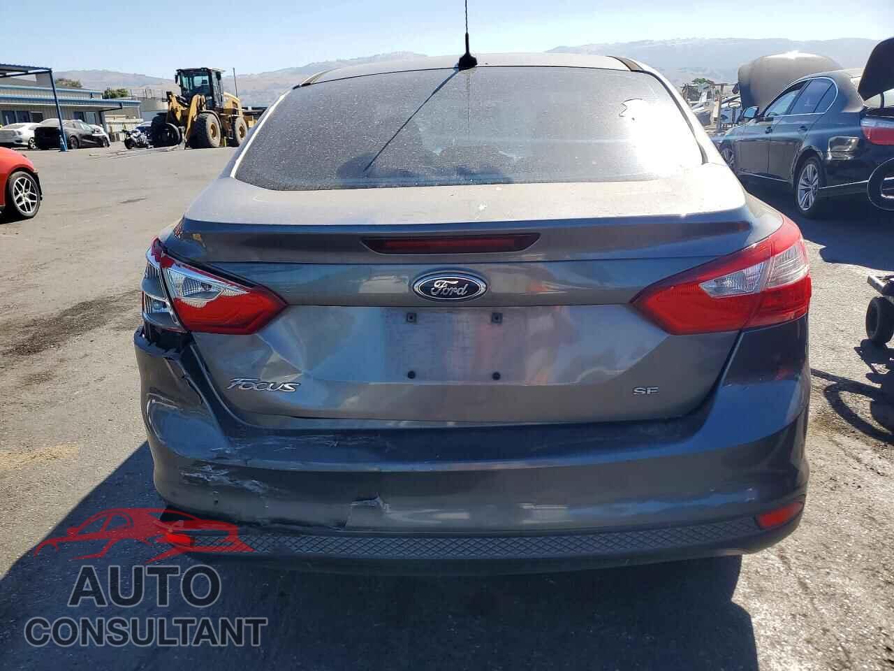 FORD FOCUS 2014 - 1FADP3F24EL163320