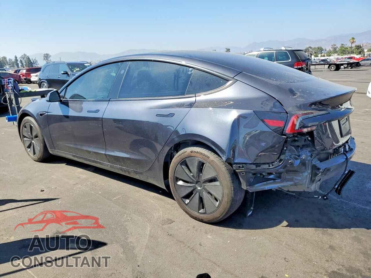 TESLA MODEL 3 2024 - 5YJ3E1EA7RF748135